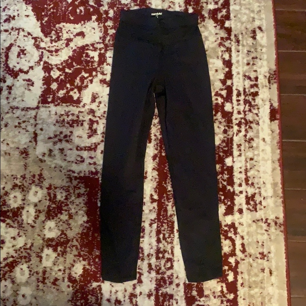 Manduka leggings